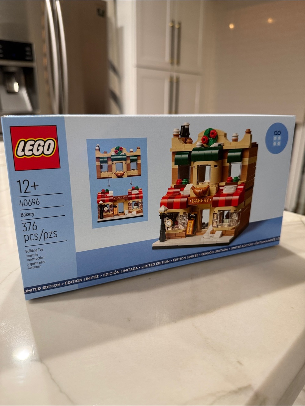 LEGO Bakery 40696- limited edition NWT never opened